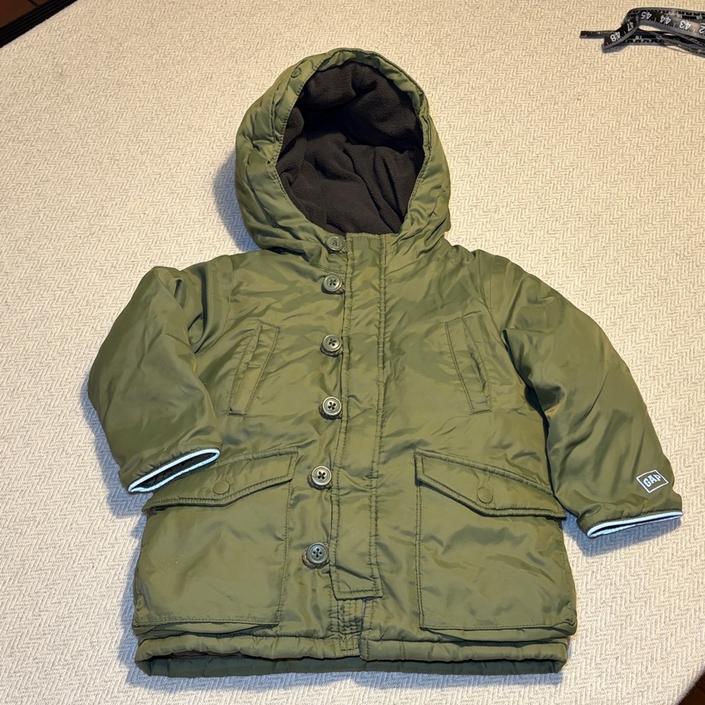 Baby GAP COLDCONTROL MAX primaloft, water, resistant jacket. Size 4